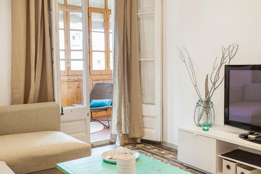 Apartment Grande And Authentic In Eixample With Central Ac, Mosaic *